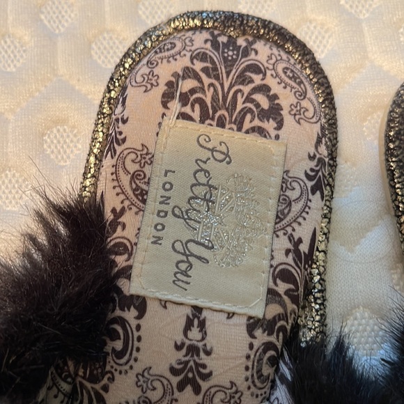 Fur flip flop slipper - Picture 2 of 4